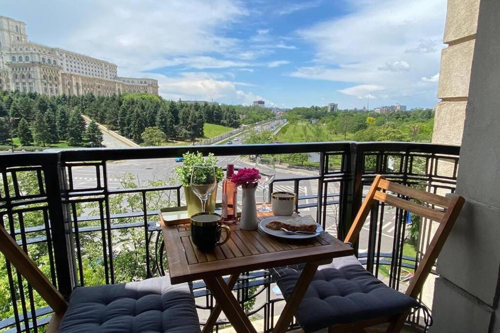 New Luxury Flat In Front Of The Parliament At Unirii Daire Bükreş Dış mekan fotoğraf