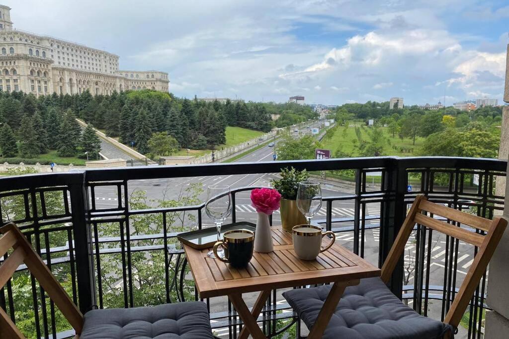 New Luxury Flat In Front Of The Parliament At Unirii Daire Bükreş Dış mekan fotoğraf